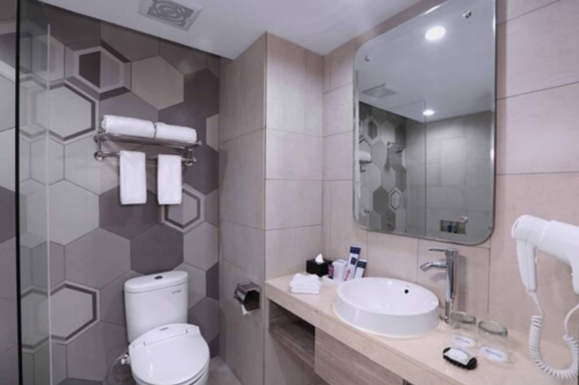 Aston Inn Pandanaran Semarang Eksteriør billede