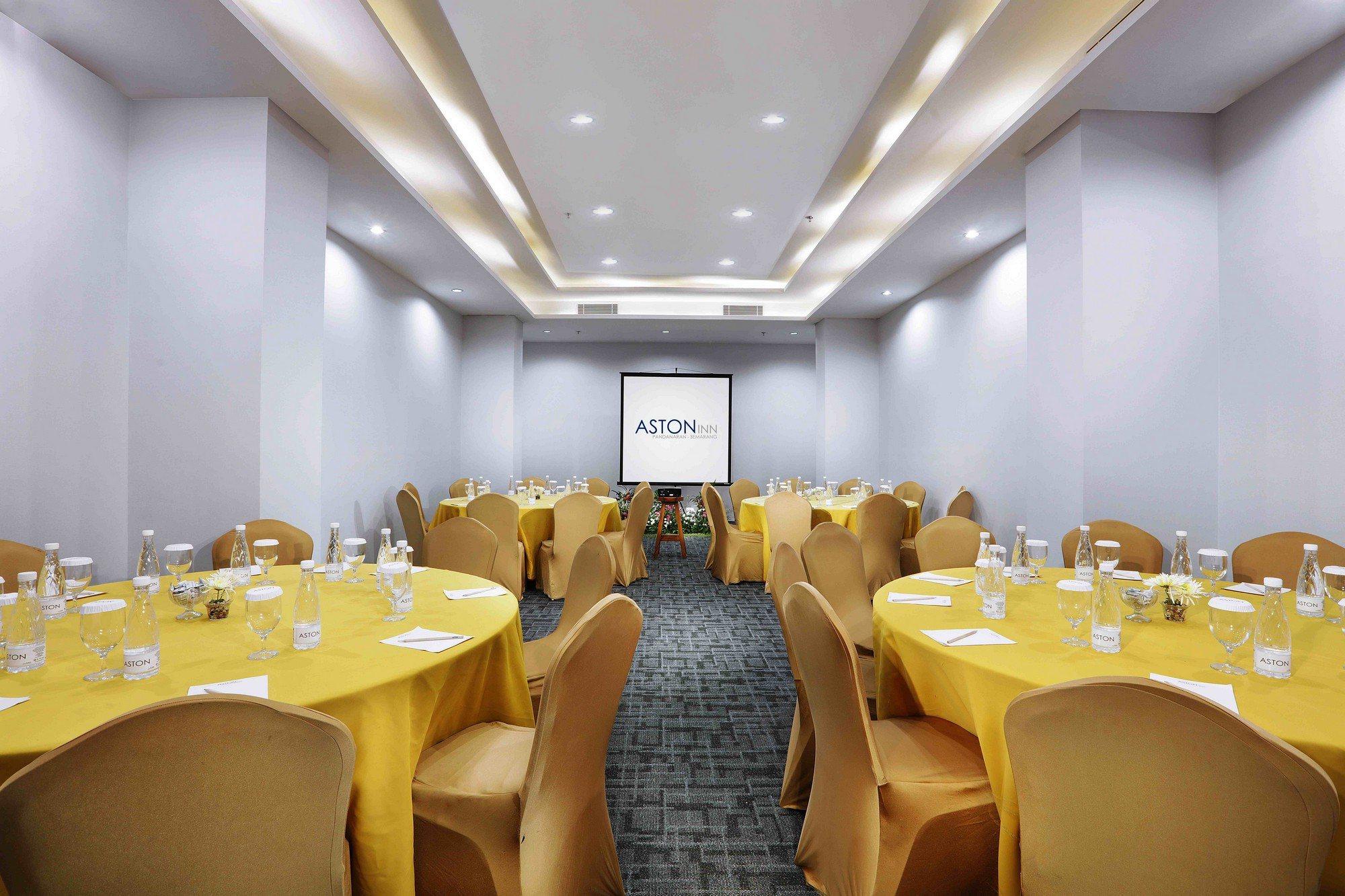 Aston Inn Pandanaran Semarang Eksteriør billede